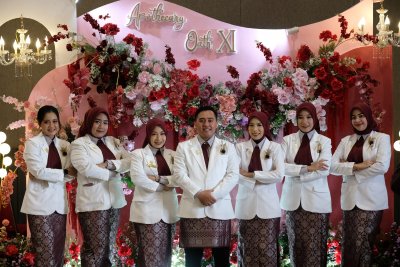  Lulus 100 % UKMPPAI! Rekor Baru dari IIK Bhakta: Bukti Kualitas dan Komitmen Mencetak Apoteker Unggul