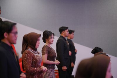 IIK Bhakta Lantik Dokter Gigi Baru Angkatan XXXVI Melalui Sumpah Profesi