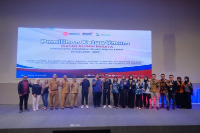 Apt. Moh. Yahya., M.Farm Terpilih sebagai Ketua Alumni IIK Bhakta 2025: Teladan Alumni Inspiratif di Era Digital