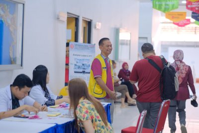 IIK Bhakti Wiyata Kediri Gelar Medical Check Up Bersama Lions Club Kilisuci Kediri